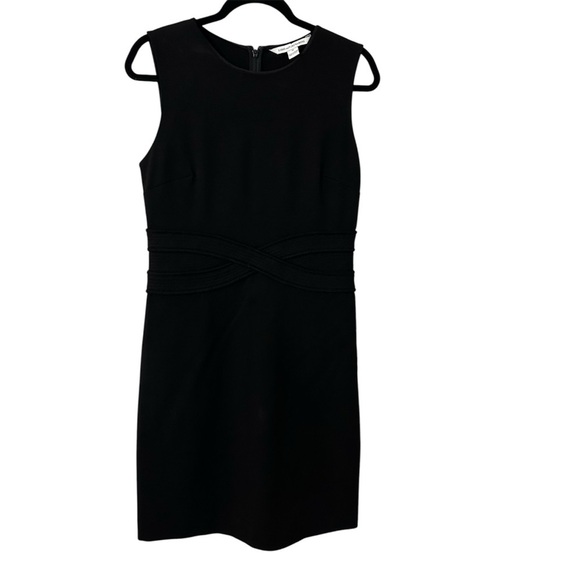 Diane Von Furstenberg Women’s Black Sleeveless Rounded Neck Dress Size 10 GUC - Picture 1 of 8